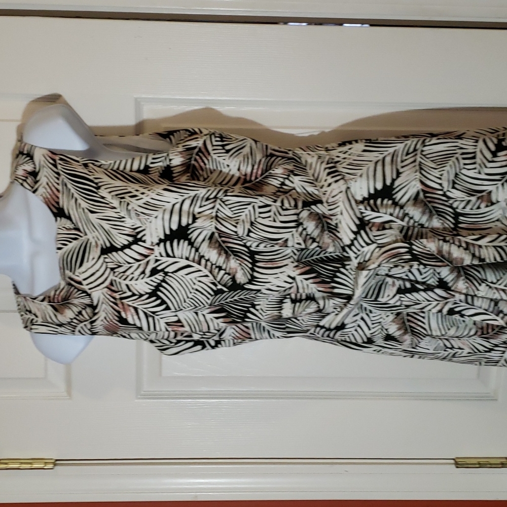 Anne Klein leaf print Dress - Picture 2 of 14